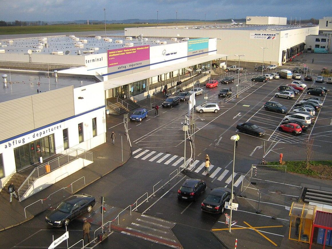 Terminal2_hahn_airport